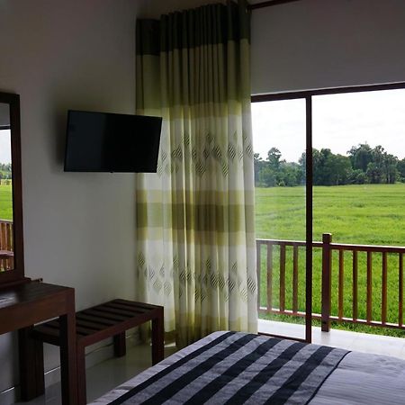 Sunshine Tourist Rest Hotell Anuradhapura Eksteriør bilde